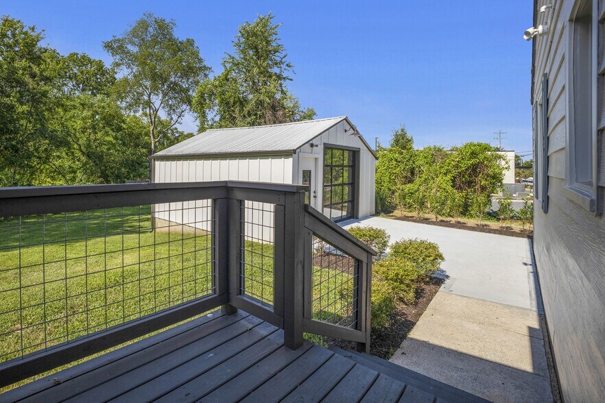 More Photos Of 1303 McGavock Pike, Nashville General Retail For Sale