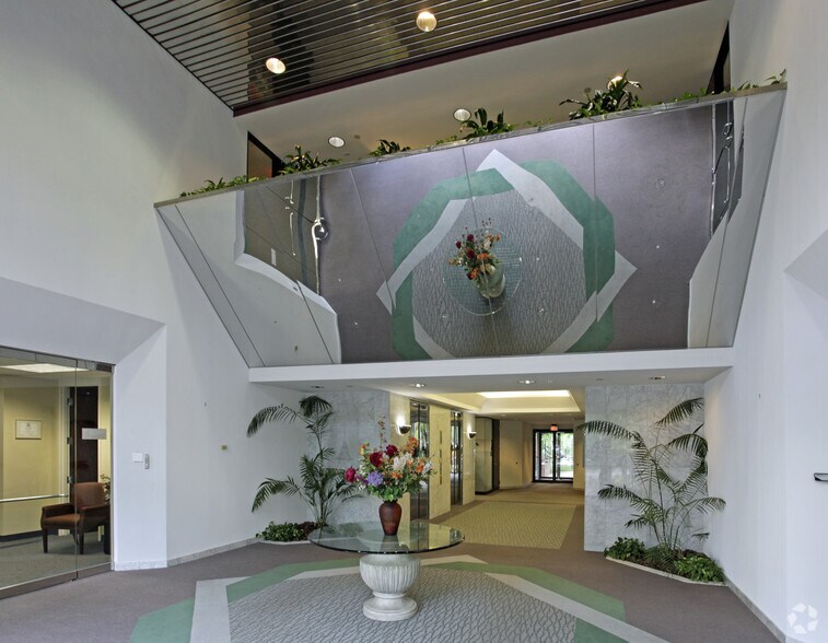 More Photos Of 5041 Corporate Woods Dr, Virginia Beach Unknown For Lease