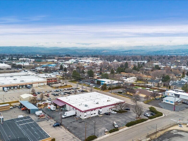 More Photos Of 5414 W Morris Hill Ln, Boise Warehouse For Lease