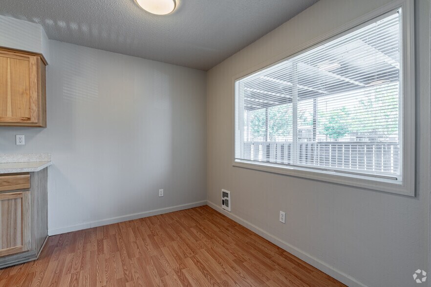 More Photos Of 760 Plymouth Dr NE, Keizer Apartments For Sale