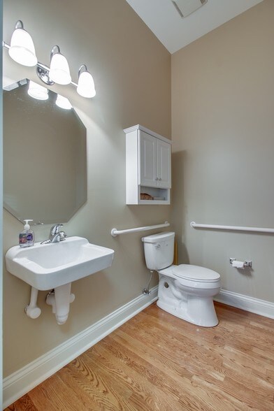 More Photos Of 325 Bridge St, Franklin Office For Sale