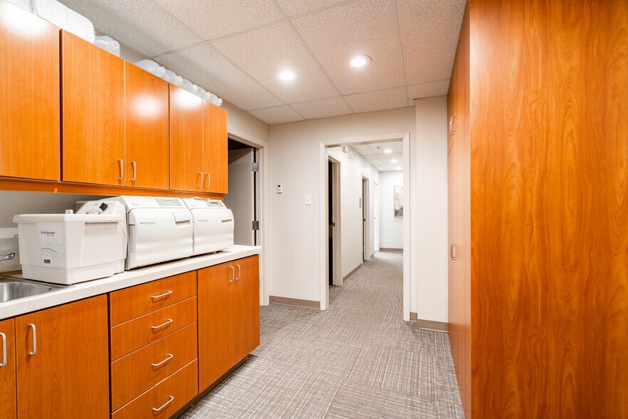 More Photos Of 1055 N 300 W, Provo Medical For Sale