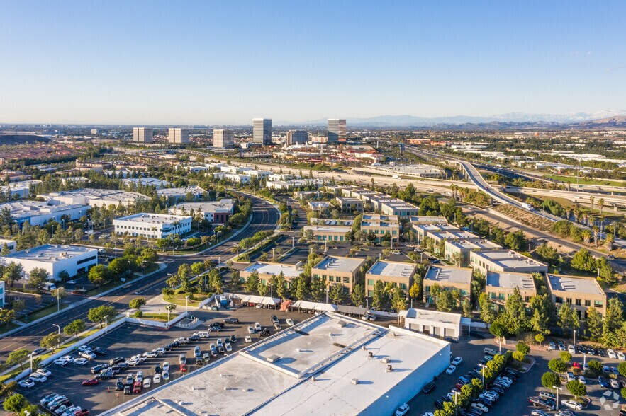 More Photos Of 8961 Research Dr, Irvine Office For Sale