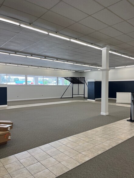 More Photos Of 209 N Church St, Lake City Storefront For Sale