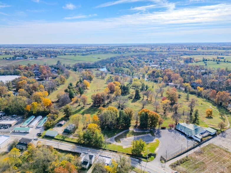 More Photos Of 38 E Main St, Paris Land For Sale