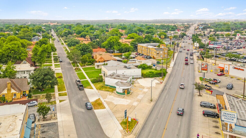 More Photos Of 2001 Fredericksburg Rd, San Antonio Storefront Retail Office For Lease