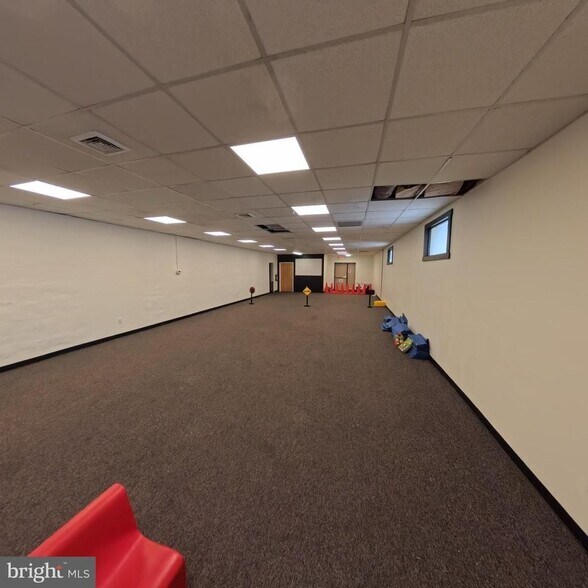 More Photos Of 1515 Mount Hope Ave, Pottsville Office For Sale