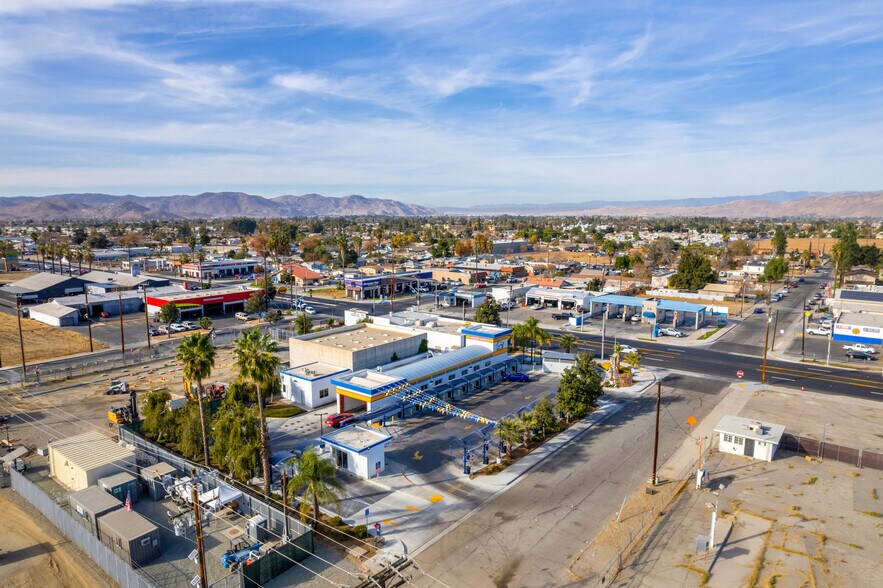 More Photos Of 401 W Florida Ave, Hemet Carwash For Sale