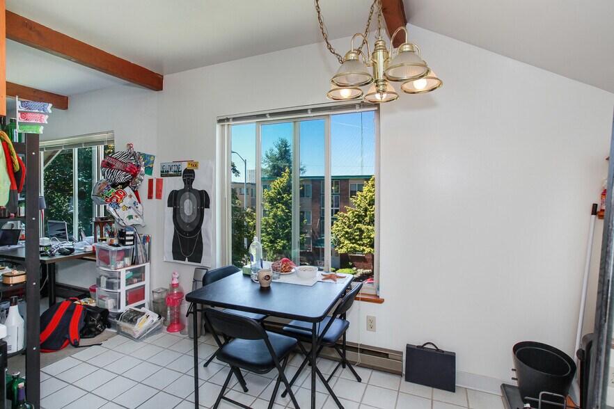 More Photos Of 5030 15th Ave NE, Seattle Apartments For Sale