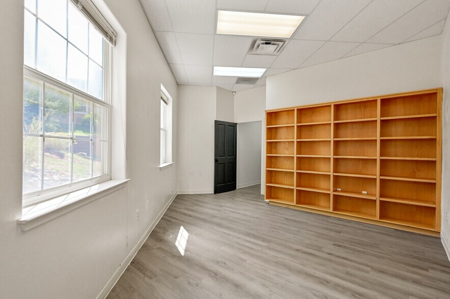 More Photos Of 2019 Galisteo St, Santa Fe Office For Lease