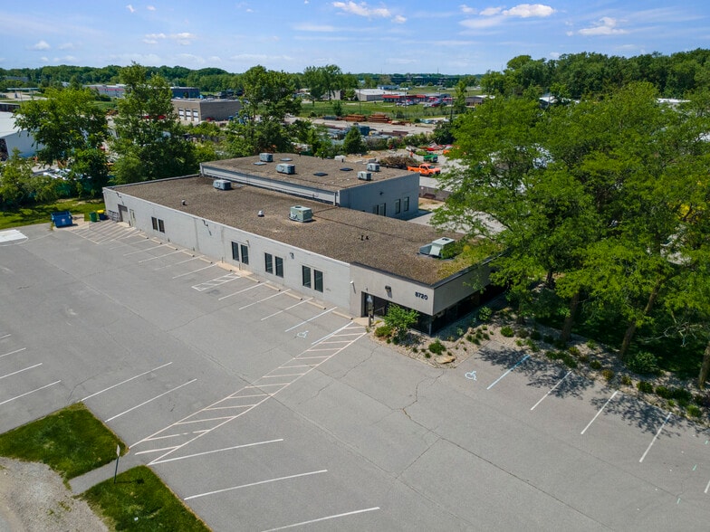 More Photos Of 8720 Robbins Rd, Indianapolis Warehouse For Sale