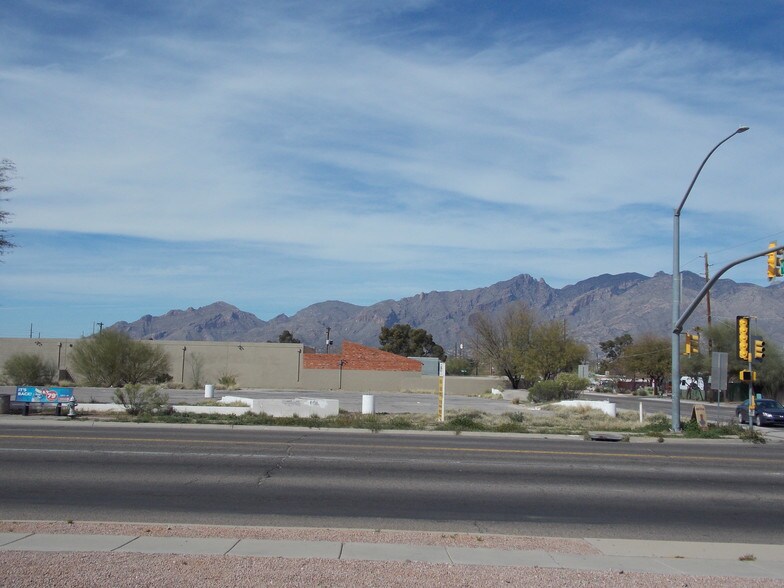 More Photos Of 3635 E Fort Lowell Rd, Tucson Land For Sale