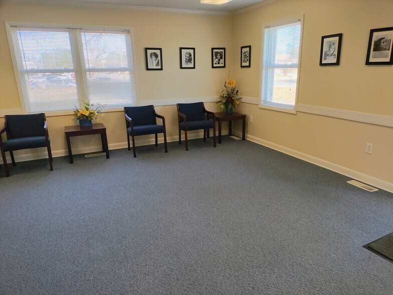More Photos Of 516 Beaumont Rd, Fayetteville Medical For Lease