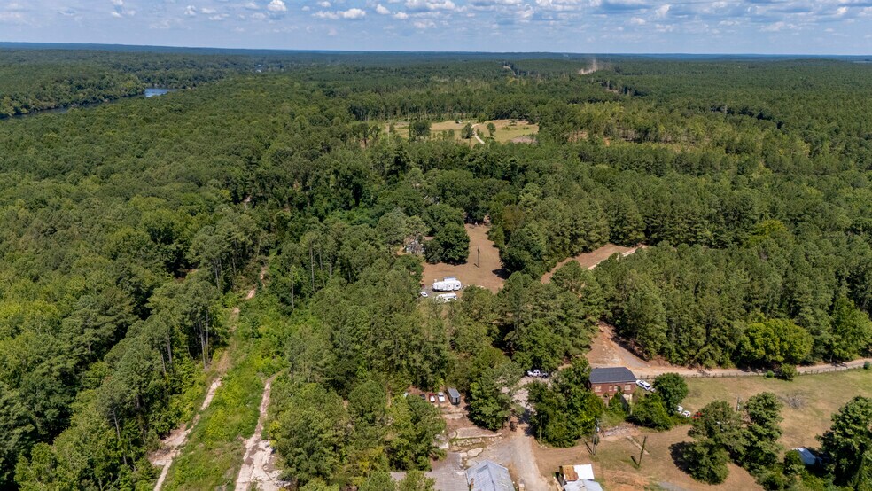 More Photos Of 1177 Richtex Rd, Winnsboro Showroom For Sale