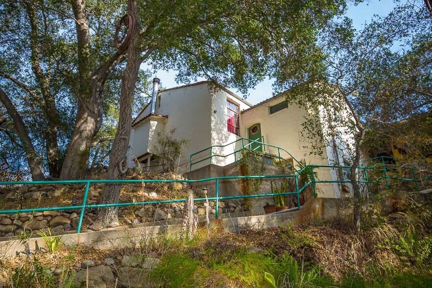 More Photos Of 1105 N Topanga Canyon Blvd, Topanga Restaurant For Sale