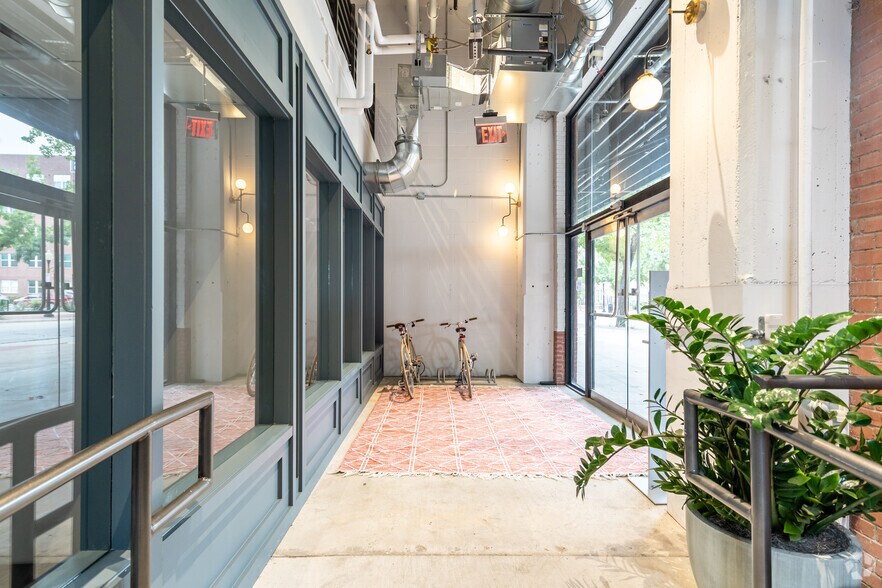 More Photos Of 603 Munger Ave, Dallas Office For Lease