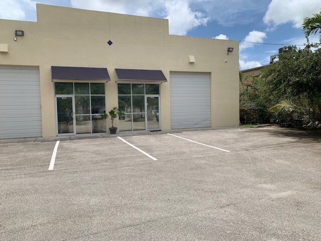 More Photos Of 1480 NE 131st St, Miami Warehouse For Sale