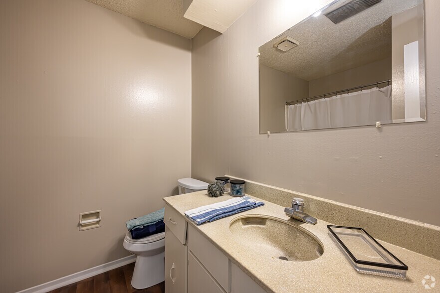 More Photos Of 10530 Florida Blvd, Baton Rouge Apartments For Sale