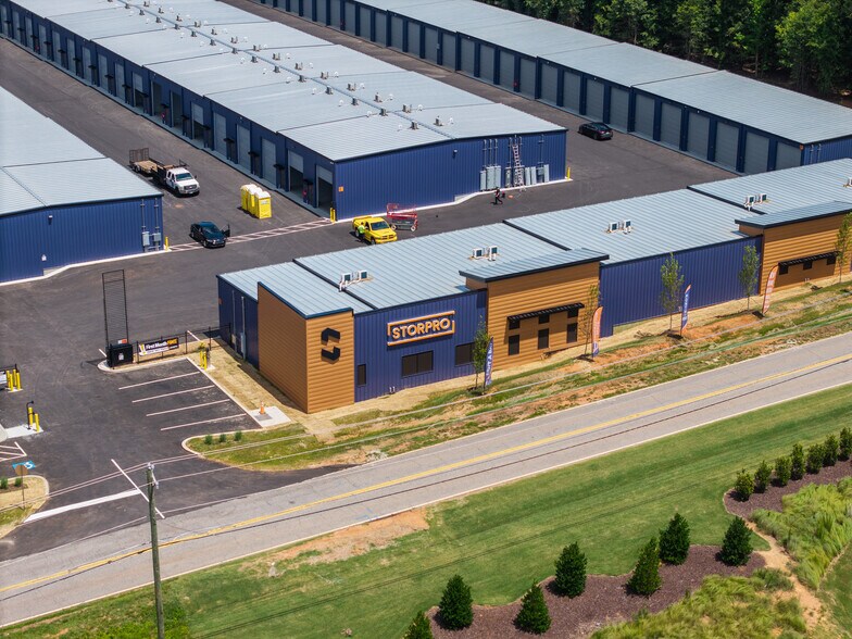 More Photos Of 720 Antioch Dr, Greenville Specialty For Lease