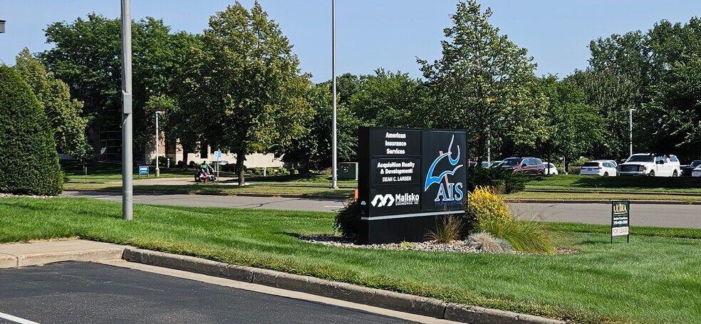 More Photos Of 3610 Oakwood Hills Pky, Eau Claire Office For Lease