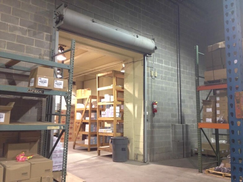 More Photos Of 2105 Central Ave, Cincinnati Warehouse For Lease