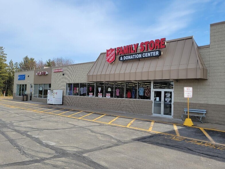 More Photos Of 1700 E Us 23, East Tawas General Retail For Lease