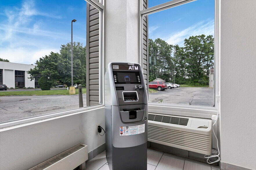 More Photos Of 22115 Brookpark Rd, Cleveland Hotel For Sale