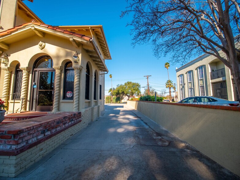 More Photos Of 7121 Magnolia Ave, Riverside Office For Sale