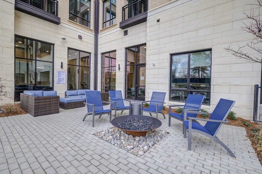 More Photos Of 352 S Walker St, Cary Apartments For Lease