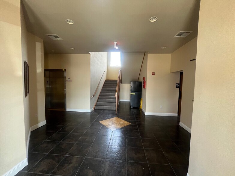 More Photos Of 821 Grand Avenue Pky, Pflugerville Medical For Lease