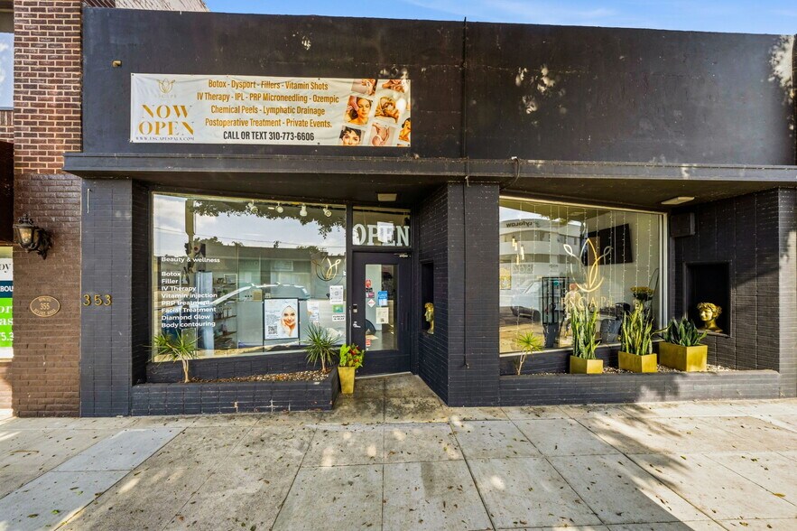 More Photos Of 351-353 S Robertson Blvd, Beverly Hills Storefront Retail Office For Lease