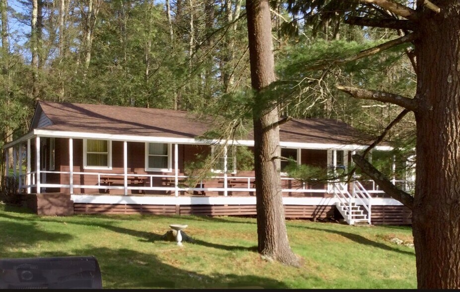 More Photos Of 238 Lakeview Drive Rd, Highland Lake Specialty For Sale