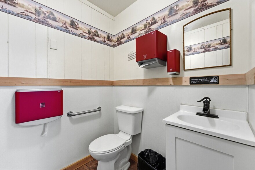 More Photos Of 409 US-71 W, Clarissa Restaurant For Sale
