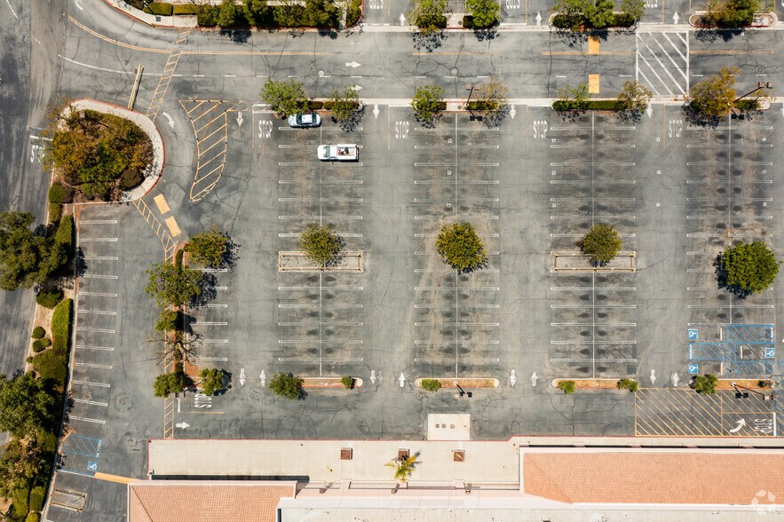 More Photos Of 1345 N Montebello Blvd, Montebello Freestanding For Lease