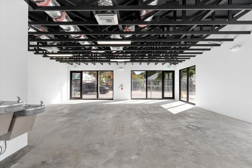 More Photos Of 159 NE 54th St, Miami Freestanding For Lease