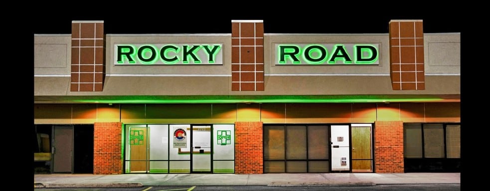 More Photos Of 1704-1756 S Chambers Rd, Aurora Storefront For Lease