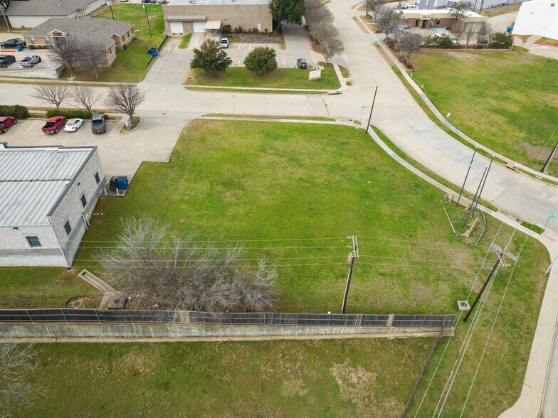 More Photos Of 802 Office Park Cir, Lewisville Land For Sale
