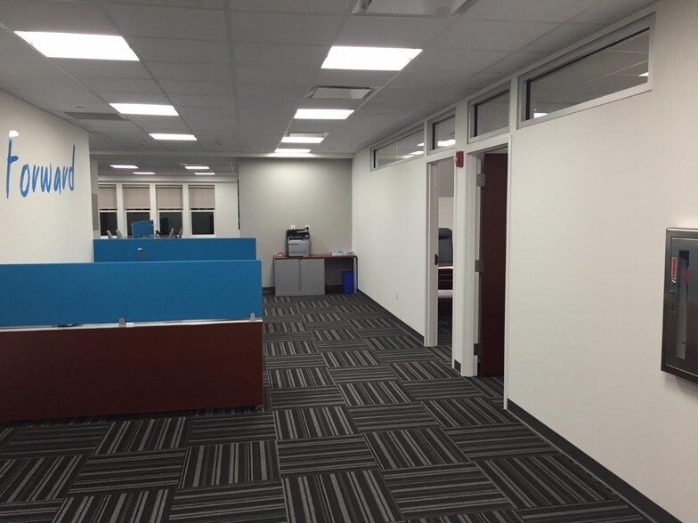 More Photos Of 21 Bennetts Rd, East Setauket Telecom Hotel Data Hosting For Lease