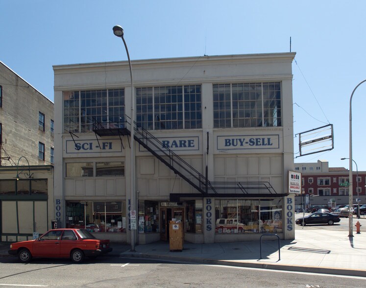 More Photos Of 414 SW 13th Ave, Portland Storefront Retail Office For Lease