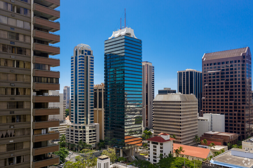 Primary Photo Of 1188 Bishop St, Honolulu Medical For Sale