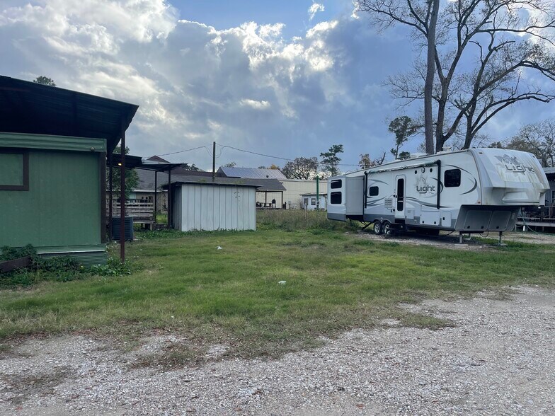 More Photos Of 7535 Nodding Pines Ln, Houston Manufactured Housing Mobile Home Park For Sale