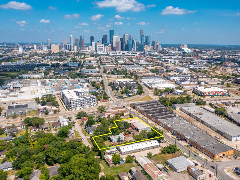 Primary Photo Of 3608 Polk St, Houston Restaurant For Sale