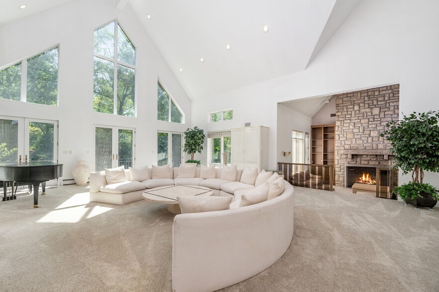 More Photos Of 1700 Forker Blvd, Hermitage Specialty For Sale