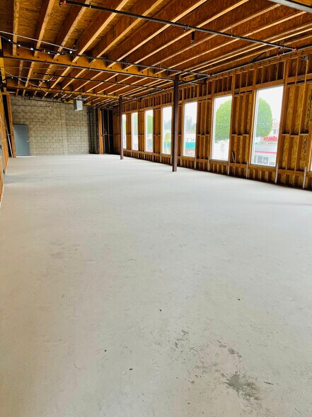 More Photos Of 550 W Garvey Ave, Monterey Park General Retail For Lease