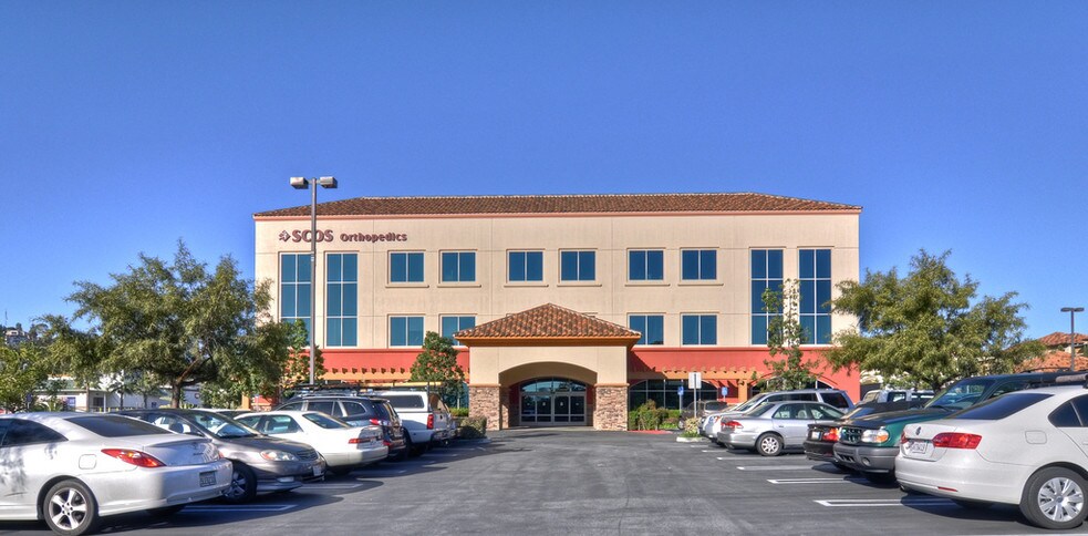 Primary Photo Of 24331 El Toro Rd, Laguna Woods Medical For Lease
