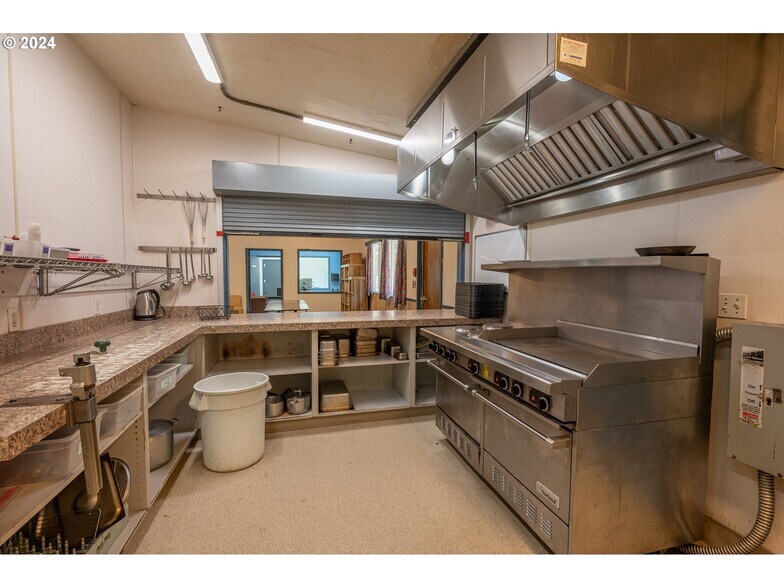 More Photos Of 58787 Hwy 101 hwy, Coos Bay Correctional Facility For Sale