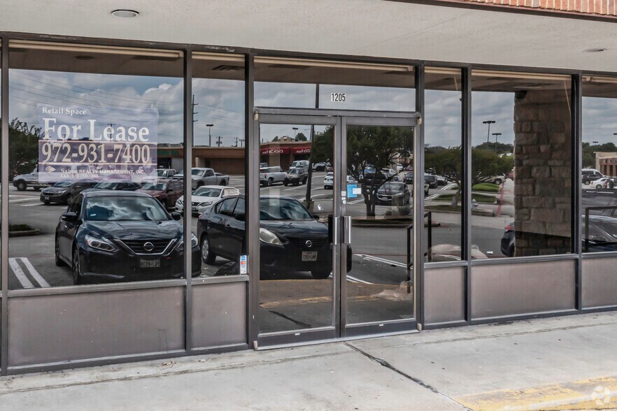 More Photos Of 1121 Northwest Hwy, Garland Storefront For Lease