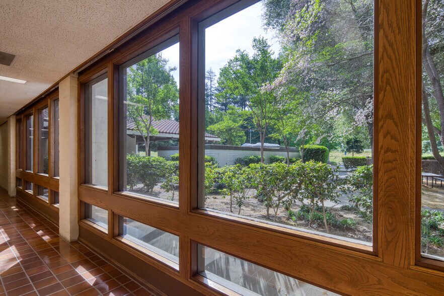 More Photos Of 3636-3640 American River Dr, Sacramento Office For Sale