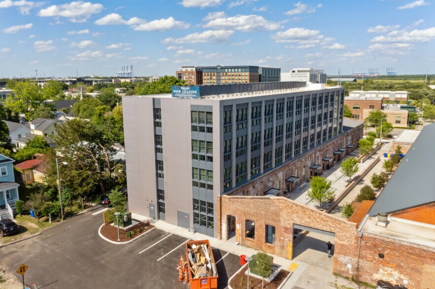 More Photos Of 651 Meeting St, Charleston Office Residential For Lease