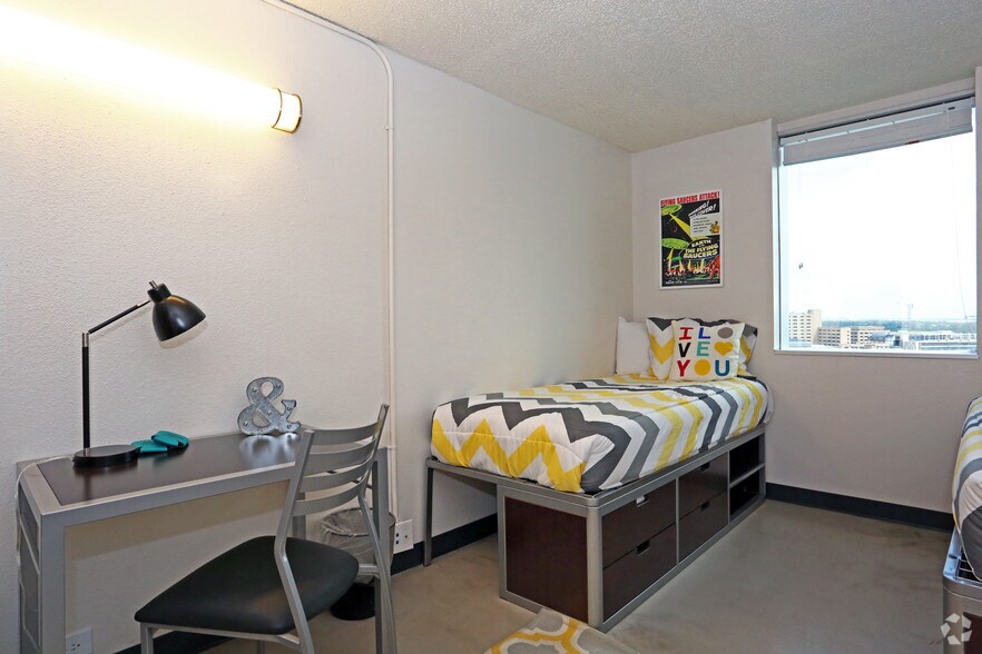 More Photos Of 2021 Guadalupe St, Austin Coworking Space